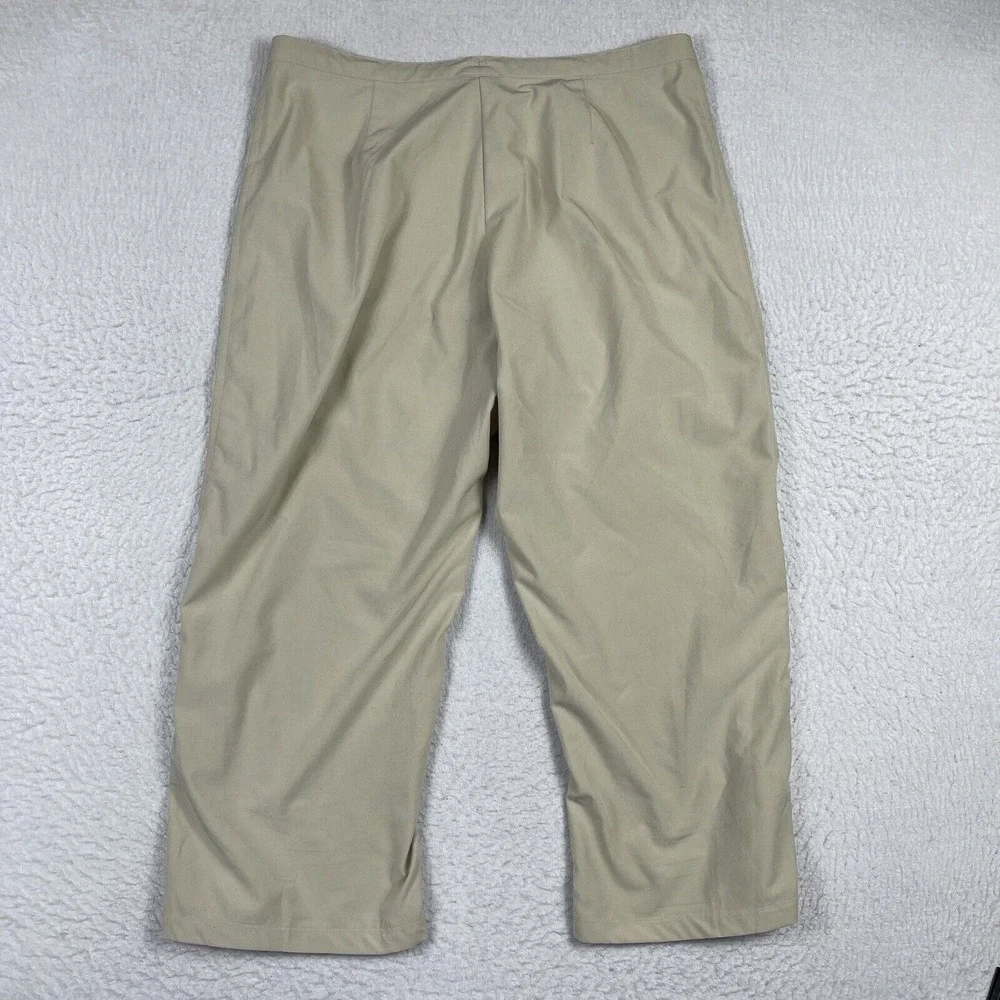 Nike Pants Womens‎ Medium (8-10) Khaki Crop Athleisure Minimalist Fitness Gym